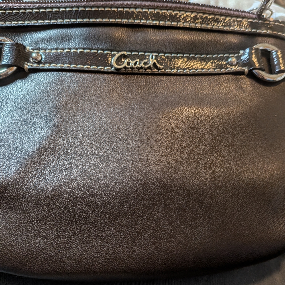 Coach Vintage Brown Leather Wristlet